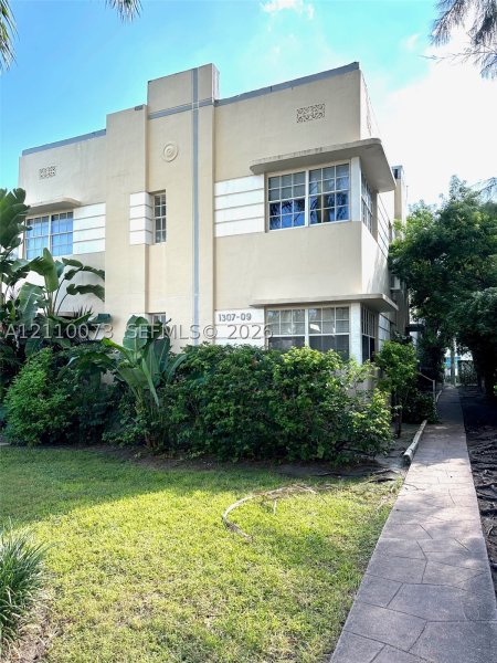 1309 Euclid Ave #8 Miami Beach, FL 33139