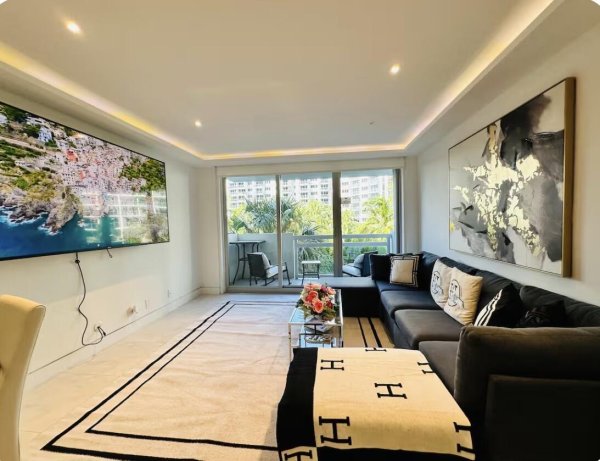 1500 Bay #364 Miami Beach, FL 33139
