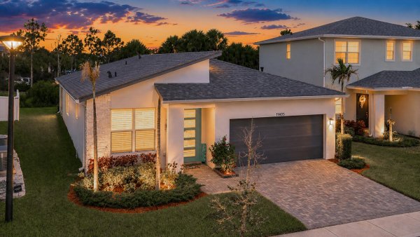 11405 SW Lyra Port St Lucie, FL 34987