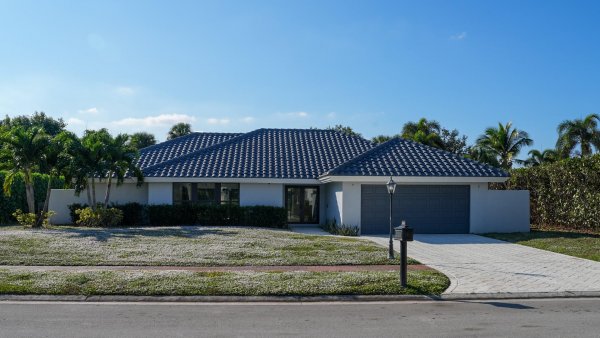 17651 Foxborough Ln Boca Raton, FL 33496