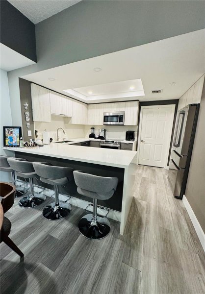 9725 NW 52nd St #114 Doral, FL 33178