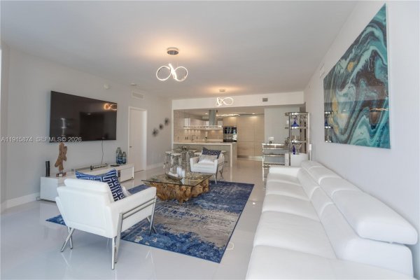 17111 Biscayne Blvd #505 North Miami Beach, FL 33160