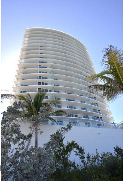 3951 S Ocean Dr #501 Hollywood, FL 33019