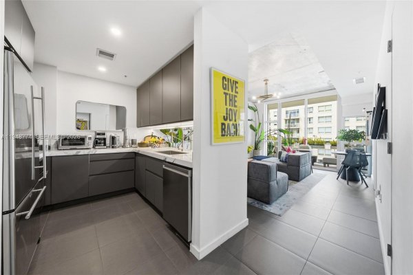 3301 NE 1st Ave #H0805 Miami, FL 33137