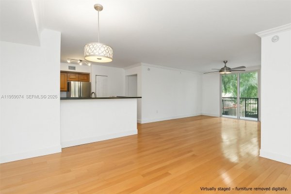 1900 Van Buren St #317B Hollywood, FL 33020