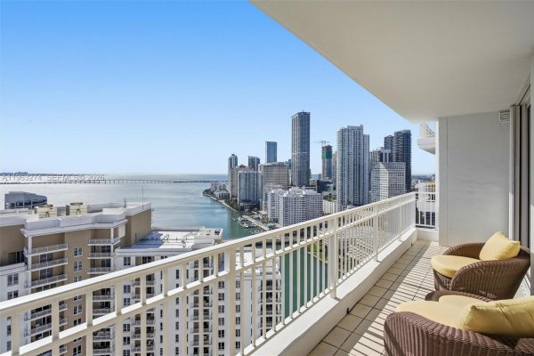 801 Brickell Key Blvd #3209 Miami, FL 33131