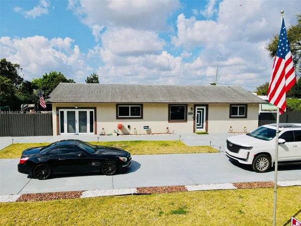 32240 SW 199th Ave Homestead, FL 33030