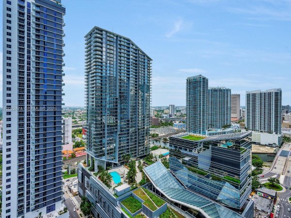 801 S Miami Ave #2310 Miami, FL 33131