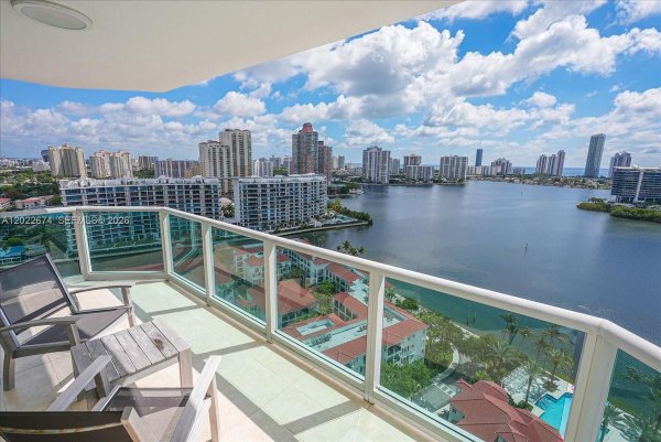 3301 NE 183rd St #2101 Aventura, FL 33160