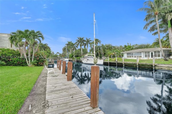 1309 Orange Isle Fort Lauderdale, FL 33315