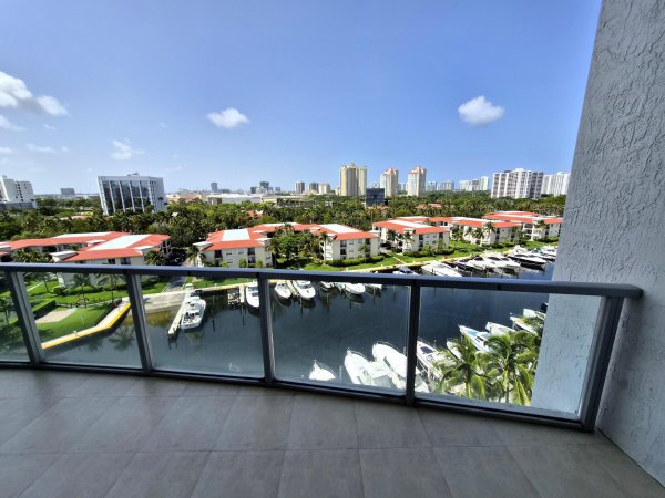 3029 NE 188th Aventura, FL 33180