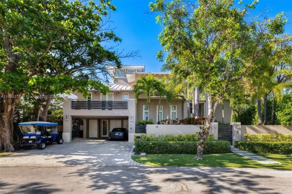 765 Allendale Rd Key Biscayne, FL 33149 765 Allendale Rd Key Biscayne, FL 33149