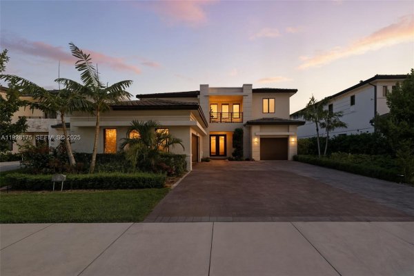 12070 SW 83rd Pl Miami, FL 33156