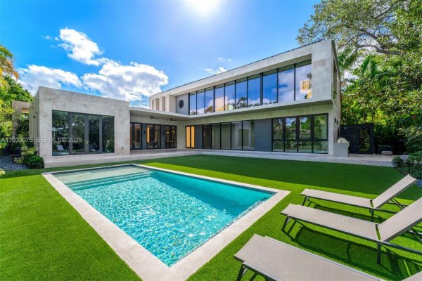 661 Melaleuca Ln Miami, FL 33137