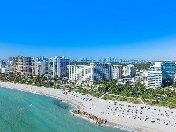 2899 Collins Ave #1717 Miami Beach, FL 33140