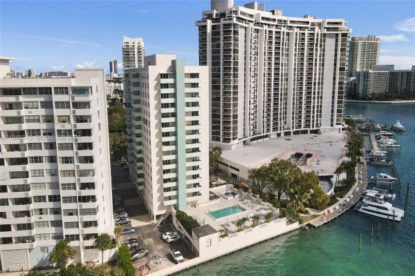 5 Island Ave #6A Miami Beach, FL 33139