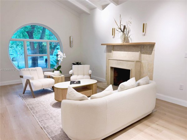 775 NE 76th St Miami, FL 33138