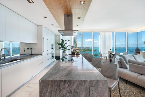 700 NE 26th Ter #3901 Miami, FL 33137