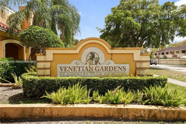 18111 NW 68th Ave #F203 Hialeah, FL 33015