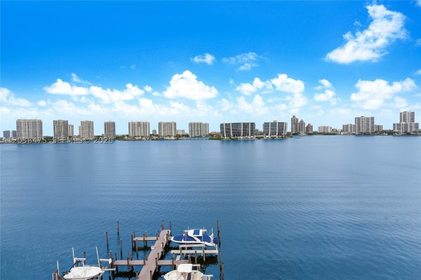 18000 N Bay Rd #902 Sunny Isles Beach, FL 33160