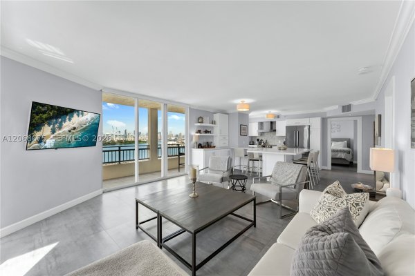 90 Alton Rd #1102 Miami Beach, FL 33139