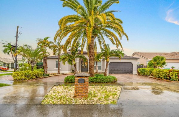 3190 SW 133rd Pl Miami, FL 33175