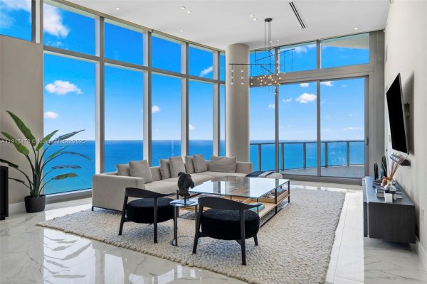 15701 Collins Ave #4701 Sunny Isles Beach, FL 33160