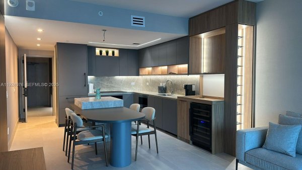 3131 NE 7th Ave #2805 Miami, FL 33137