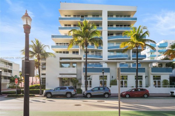 200 Ocean Dr #8F Miami Beach, FL 33139
