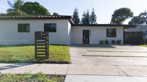 15411 NE 10th Ave North Miami Beach, FL 33162