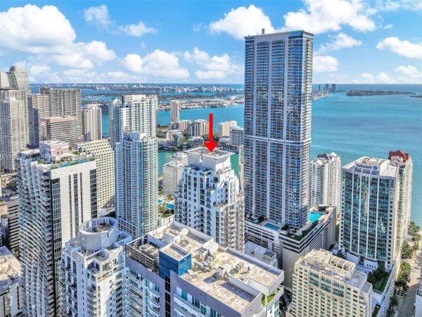1050 Brickell Ave #2910 Miami, FL 33131