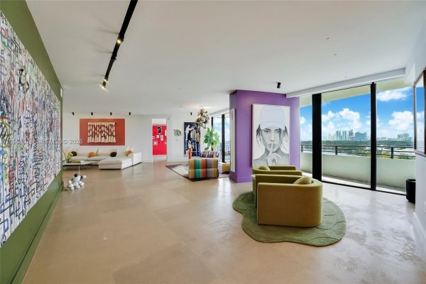 720 NE 69th St #12S Miami, FL 33138