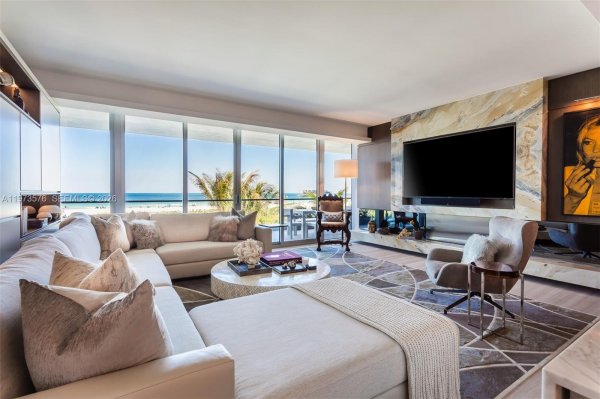 321 Ocean Dr #200 Miami Beach, FL 33139