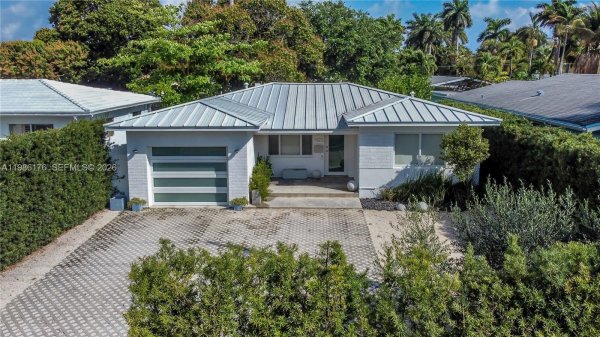 1523 Johnson St Hollywood, FL 33020