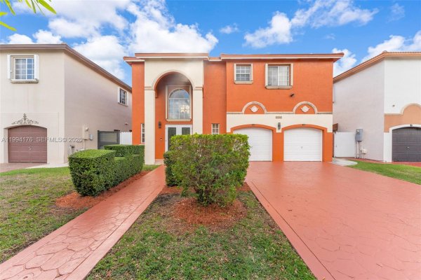 6502 SW 157th Ct Miami, FL 33193