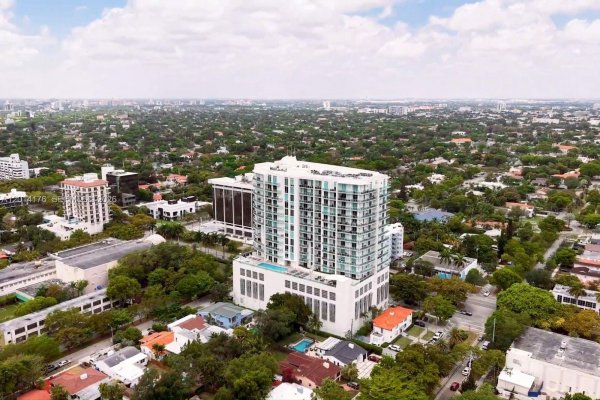 2525 SW 3rd Ave #1009 Miami, FL 33129