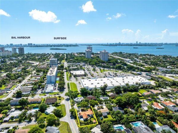 10690 NE 11th Ct Miami Shores, FL 33138