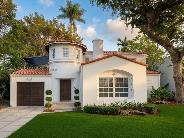 5835 La Gorce Dr Miami Beach, FL 33140