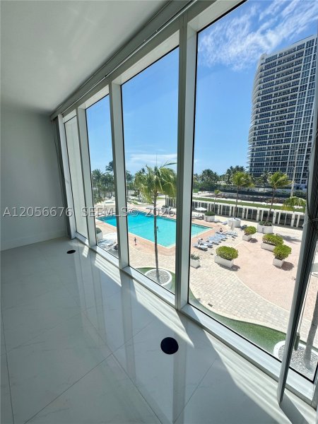 10275 Collins Ave #316 Bal Harbour, FL 33154