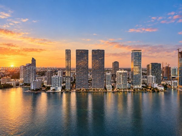700 NE 24th St #2201 Miami, FL 33137