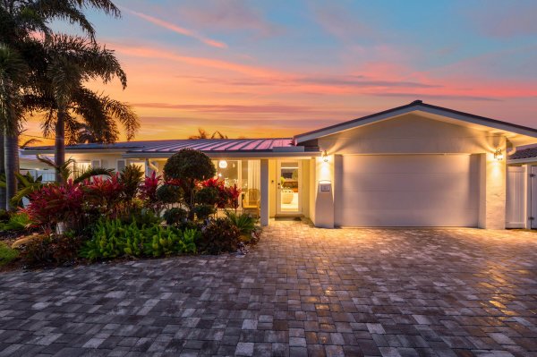 511 SE 9th Pompano Beach, FL 33060