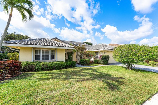 6122 Golf Villas Boynton Beach, FL 33437