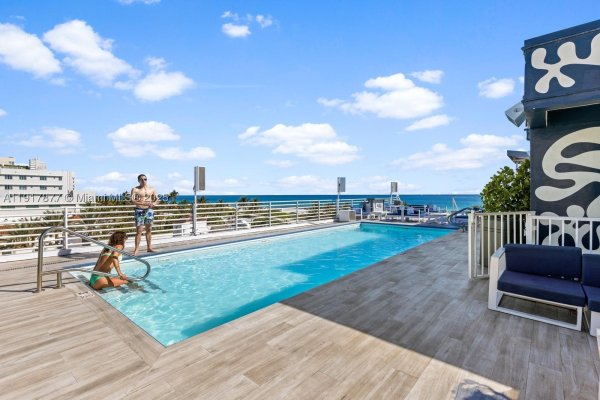 1024 Ocean Dr #A502 Miami Beach, FL 33139