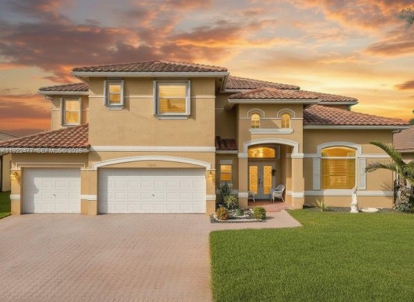 16365 NW 15th St Pembroke Pines, FL 33028