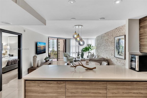 1865 Brickell Ave #A703 Miami, FL 33129