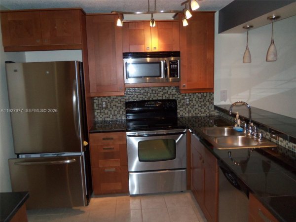 10551 W Broward Blvd #209 Plantation, FL 33324