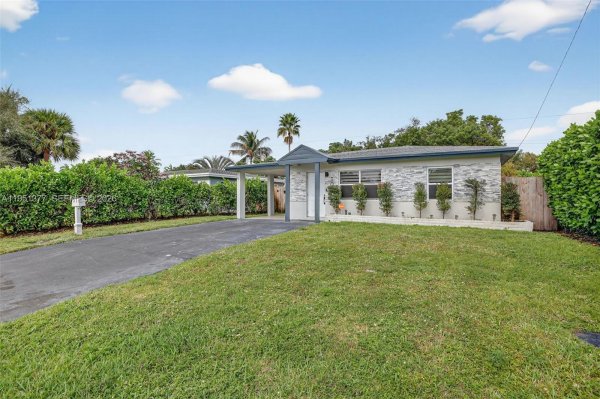 101 NE 47th Ct Oakland Park, FL 33334