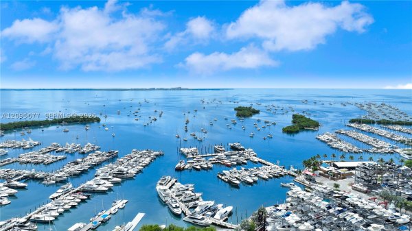 2627 S Bayshore Dr #1905 Coconut Grove, FL 33133
