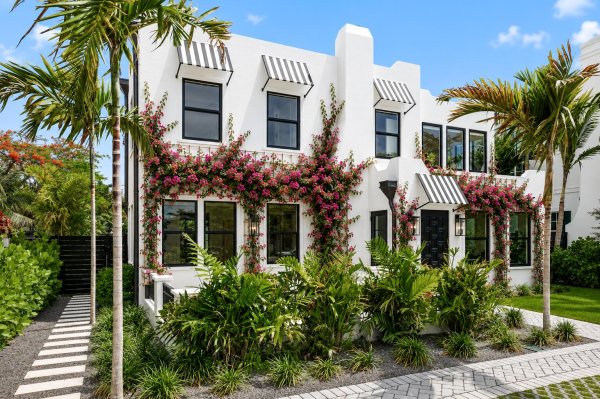 317 Greymon West Palm Beach, FL 33405