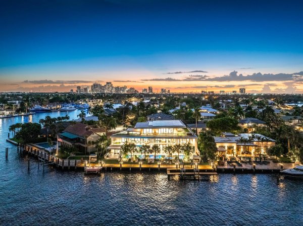 600 5th Key Dr Fort Lauderdale, FL 33304